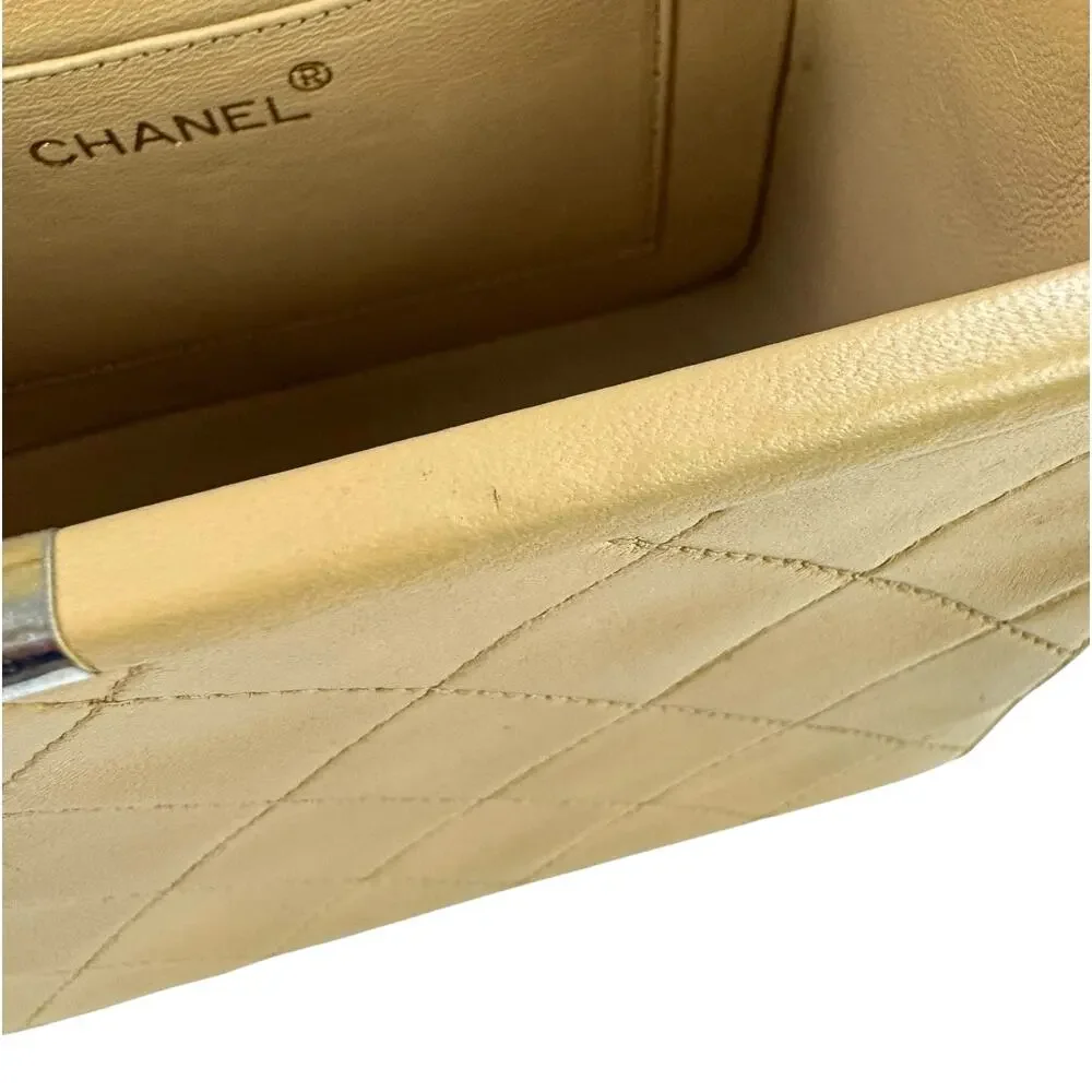 Chanel Vintage Matelassé Box Bag